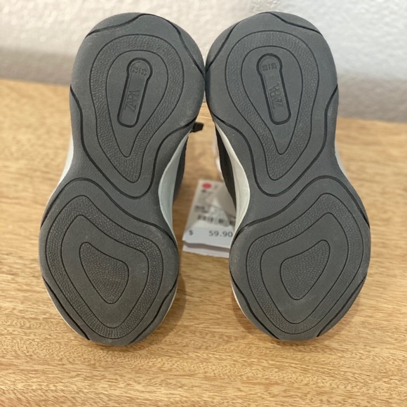 Zara Size 12 Snowboots - Picture 6 of 7